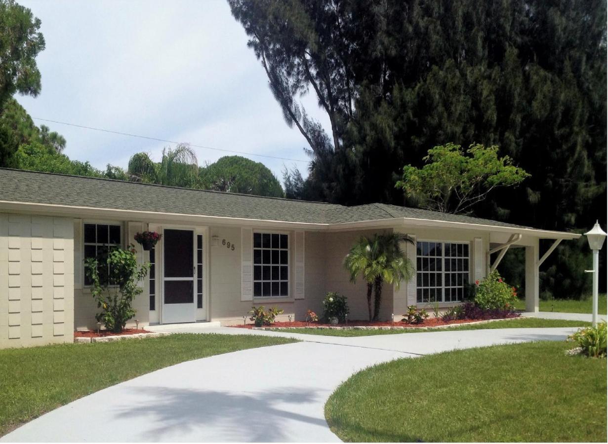 Vacation Home On Alligator Drive Woodmere Exterior photo